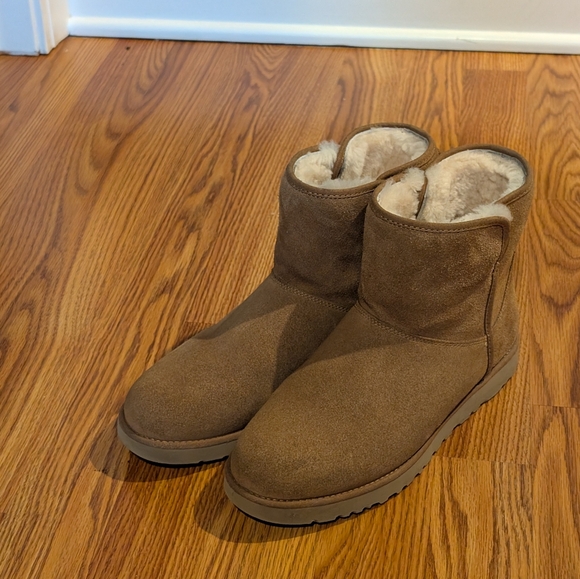 UGG Cory II Women's Suede & Sheepskin Winter Ankle Boots in Chestnut - Picture 6 of 12